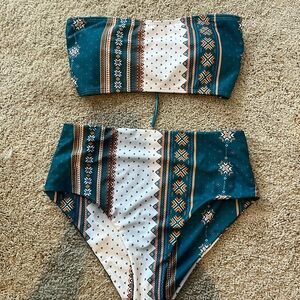 SHEIN Geometric Bikini Set